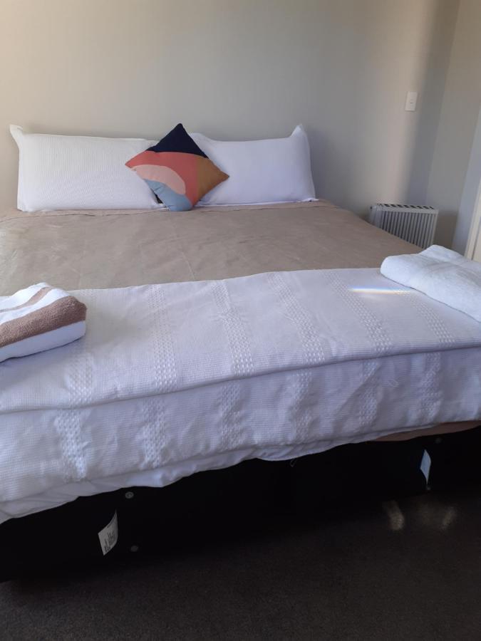 Intrepid Bed & Breakfast 크라이스트처치 외부 사진
