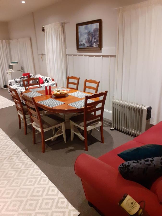 Intrepid Bed & Breakfast 크라이스트처치 외부 사진